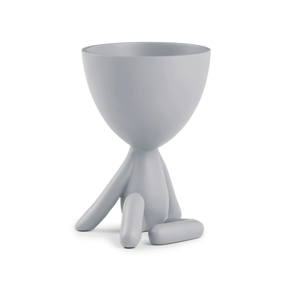 Vaso Cachepot Bob Sentado com Uma Perna Levantada em Poliresina Cinza - 14,5 cm