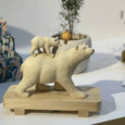 Escultura Ursos em Poliresina Branco 24cm