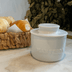 Manteigueira Francesa em Cerâmica Branca